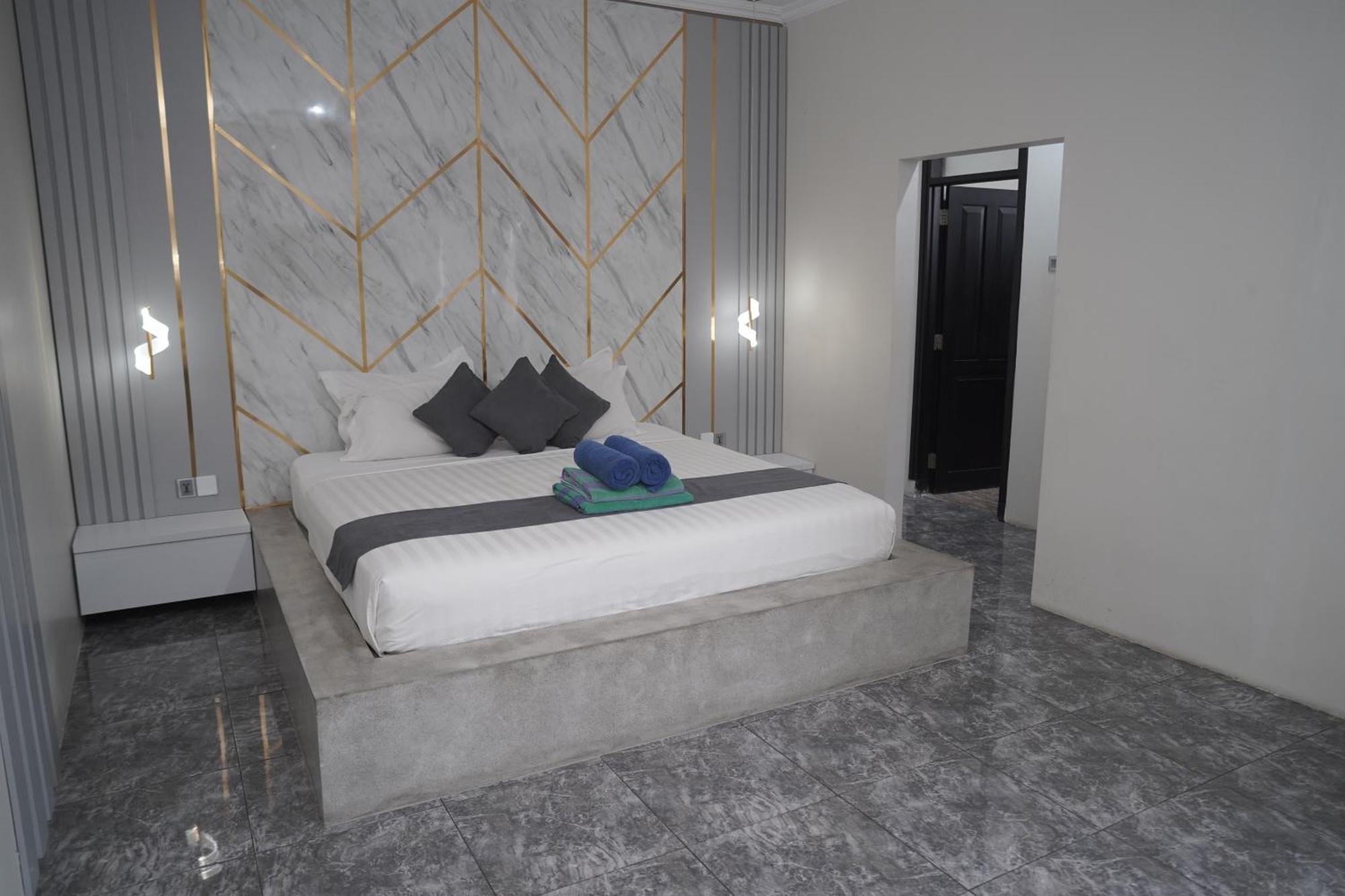 4 Bedroom Villa Kuta Regency B10 ภายนอก รูปภาพ